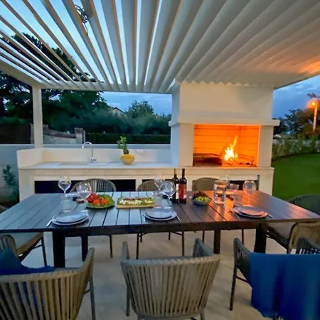 Villa Frani By Interhome Porec