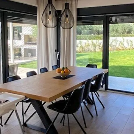 Frani By Interhome