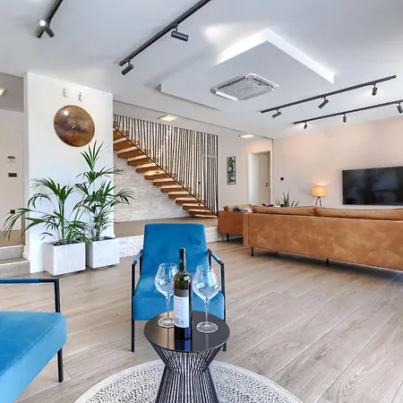 Villa Frani By Interhome
