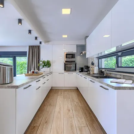Frani By Interhome Poreč