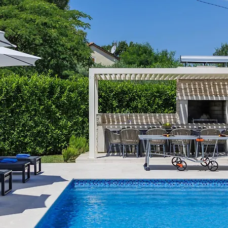 Frani By Interhome Villa Poreč