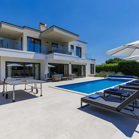 Frani By Interhome Poreč